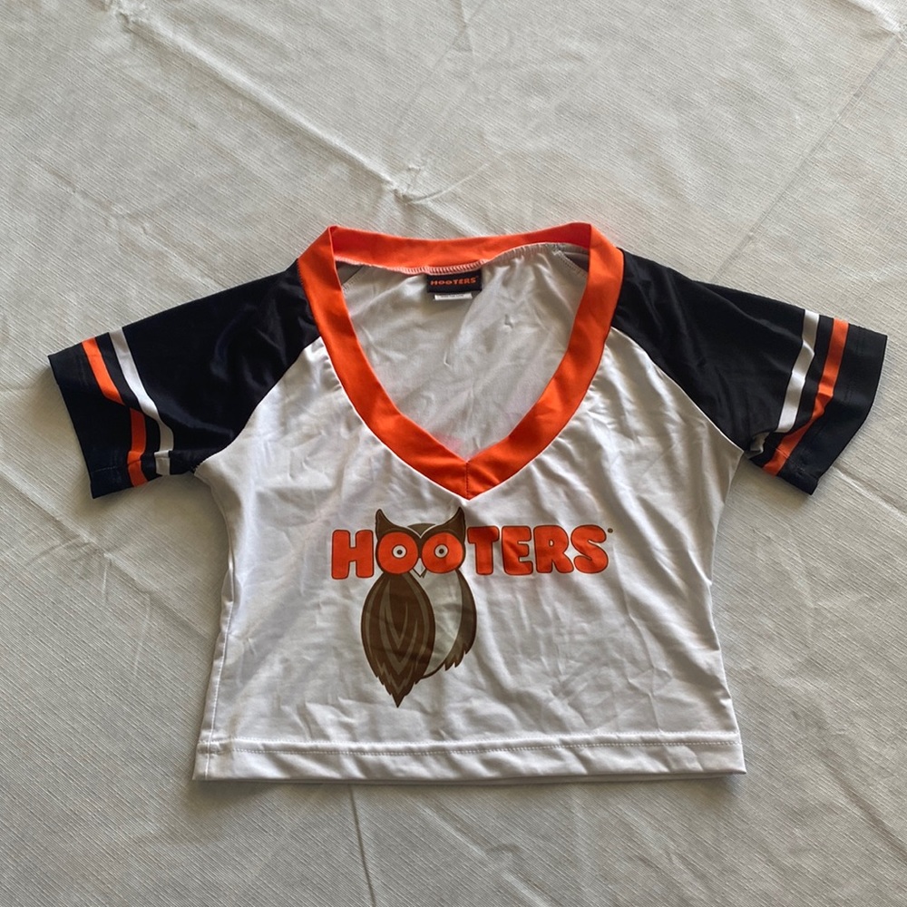 RARE HOOTERS CROP TOP SIZE XXS